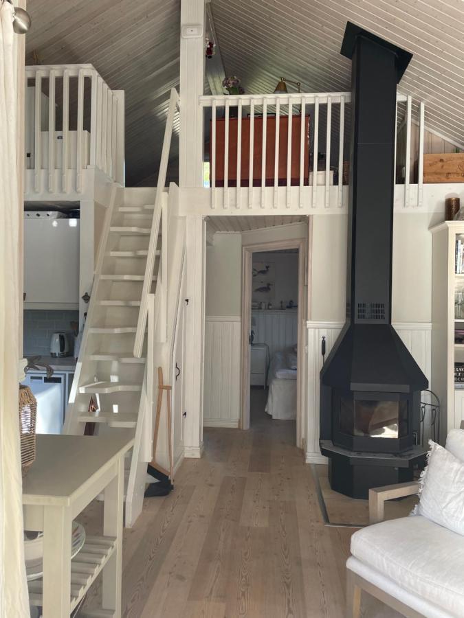 Charmigt Hus Pa Vindoe Villa Stockholm Bagian luar foto