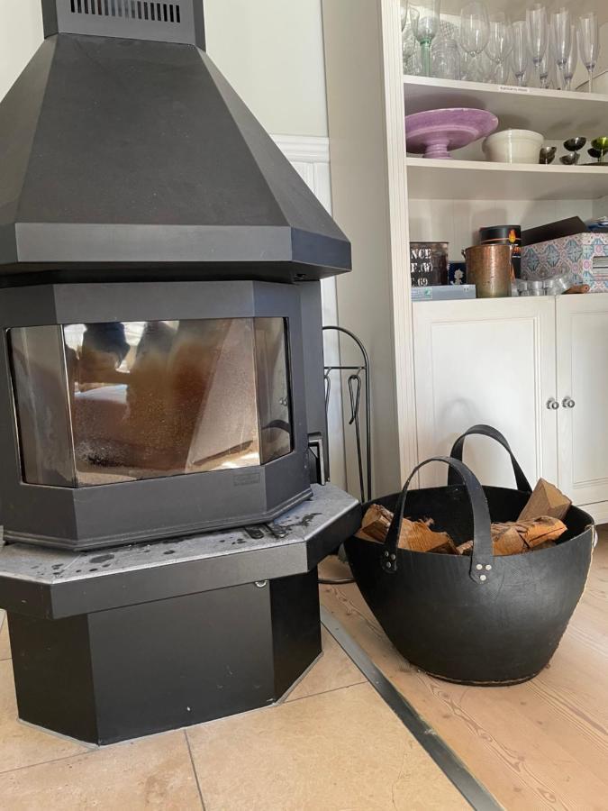 Charmigt Hus Pa Vindoe Villa Stockholm Bagian luar foto