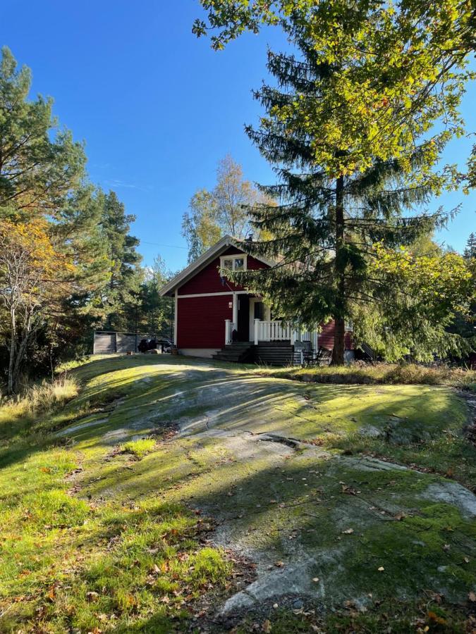 Charmigt Hus Pa Vindoe Villa Stockholm Bagian luar foto